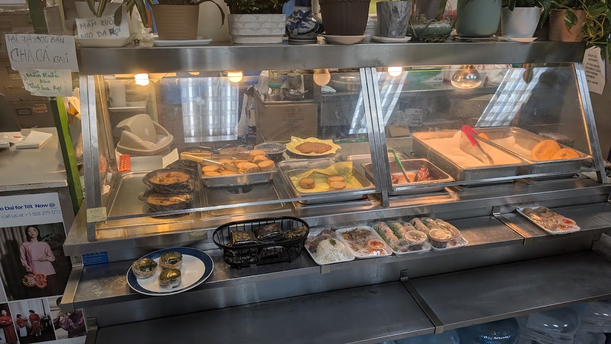 Uncle Phan's Fresh Tofu Restaurant Photos 2